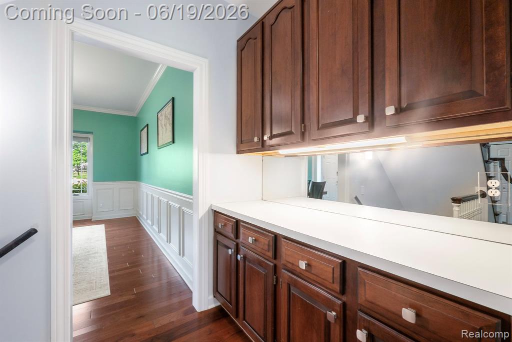 1902 Grayslake Drive Rochester Hills, MI 48306 - Photo 8 of 76