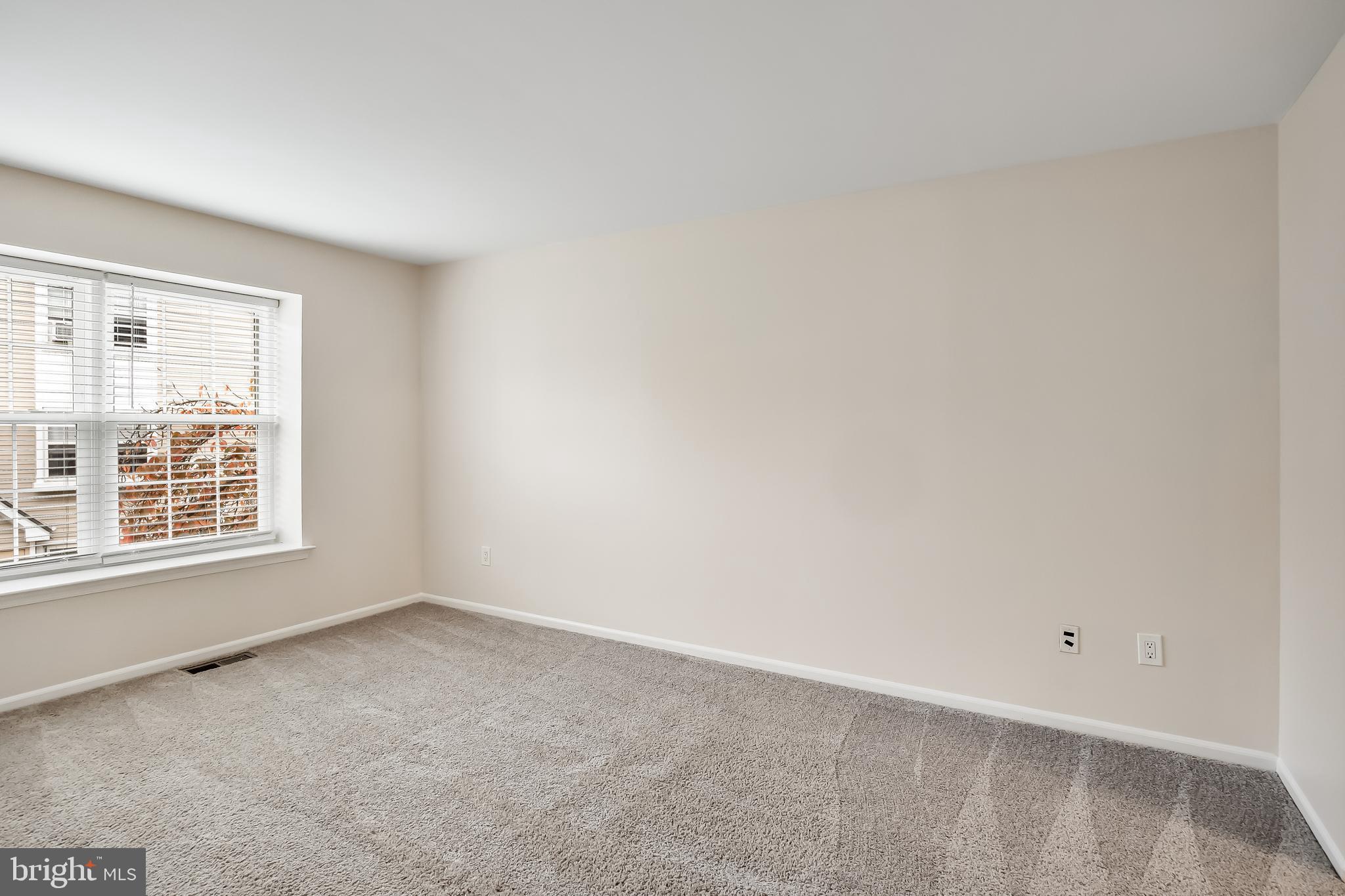 6206 Preston Way Mount Laurel, NJ 08054 - Photo 14 of 30 an empty room with a window