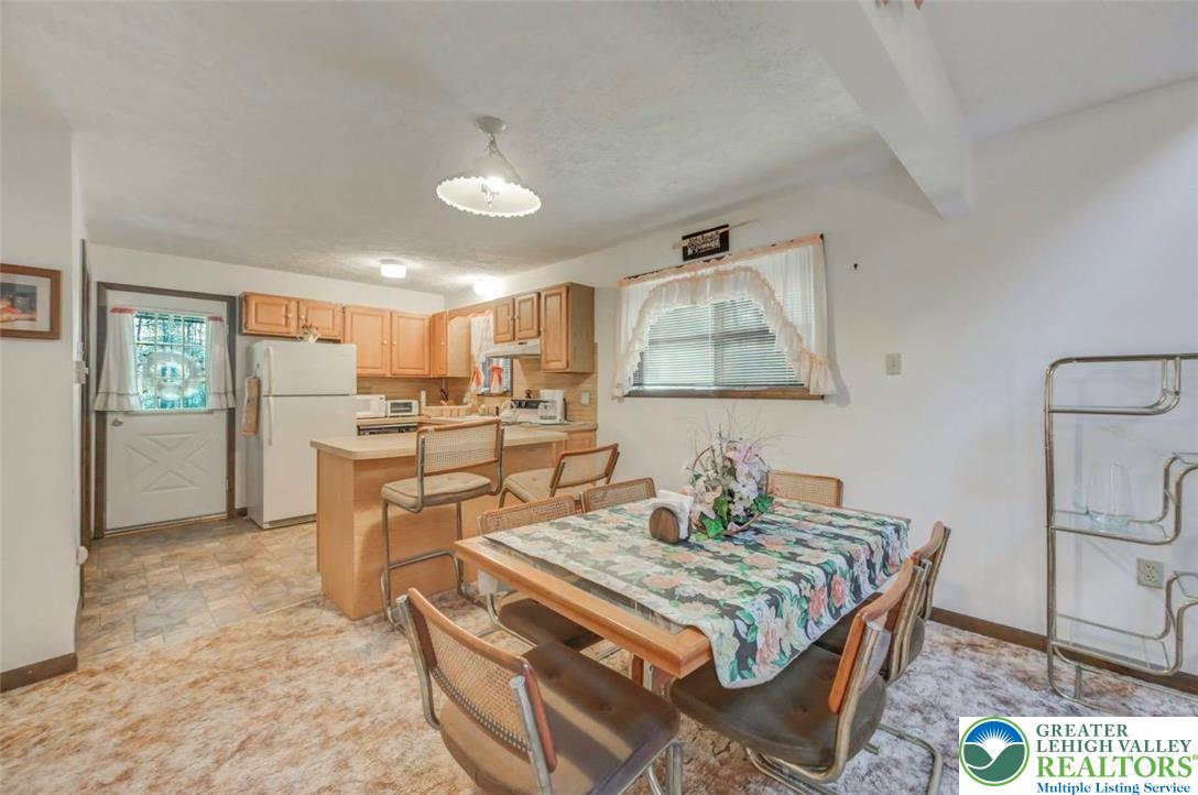 244 Lake Road Tobyhanna, PA 18466 - Photo 12 of 48 Dining Room & Kitchen