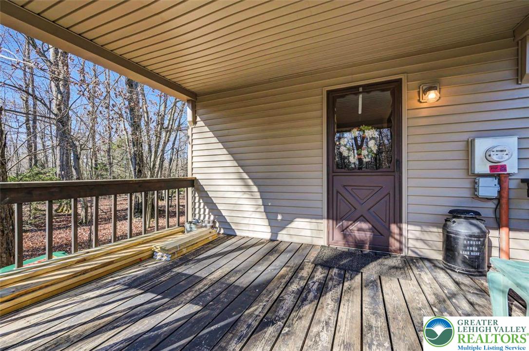 244 Lake Road Tobyhanna, PA 18466 - Photo 3 of 48 Covered Deck