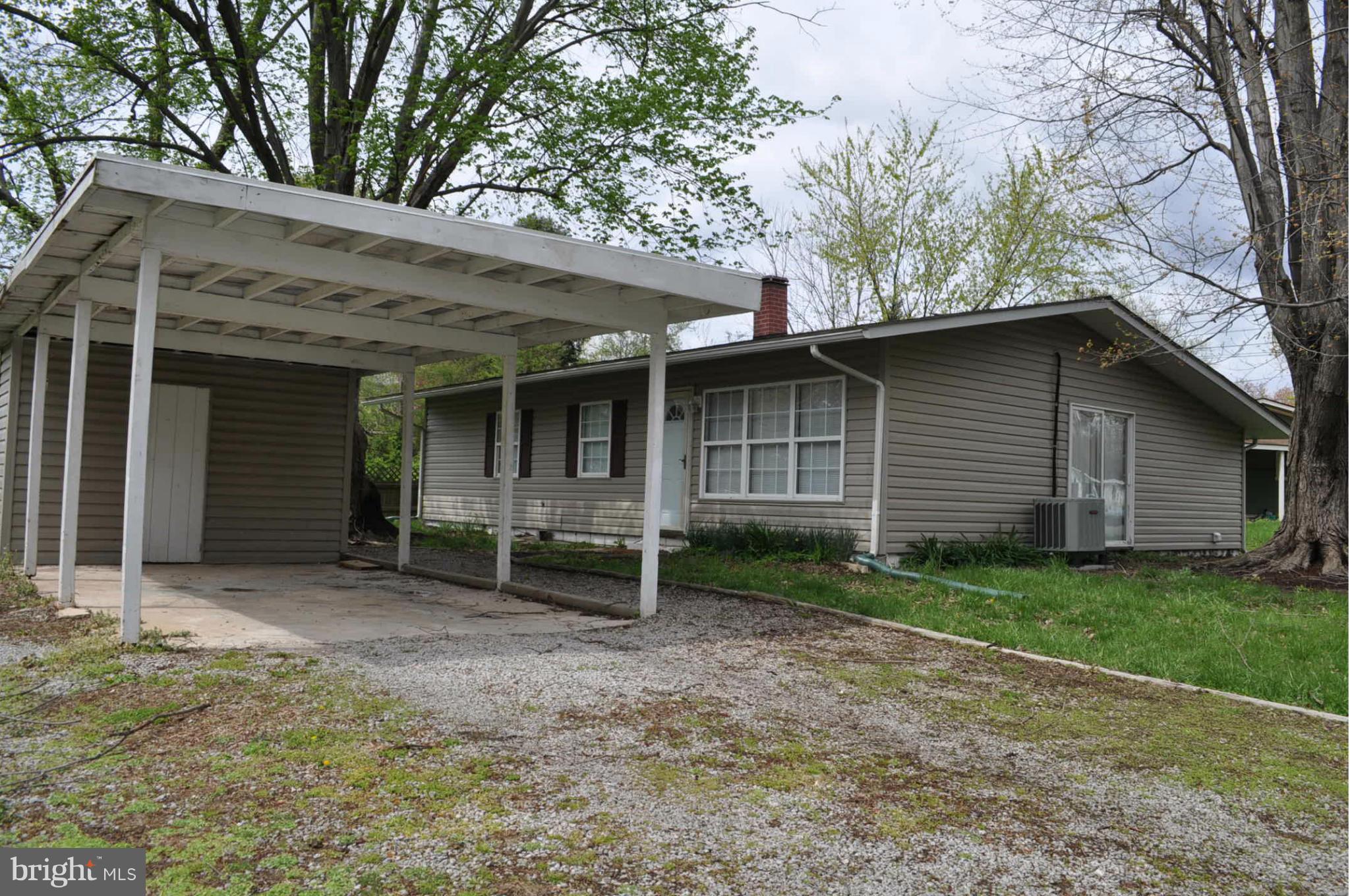 908 Alexis Road Woodbridge, VA 22191 - Photo 1 of 21 Exterior (Front)