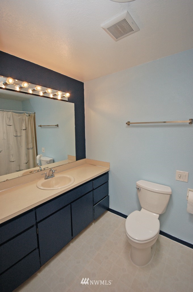 24329 23rd Avenue West Bothell, WA 98021 - Photo 14 of 20