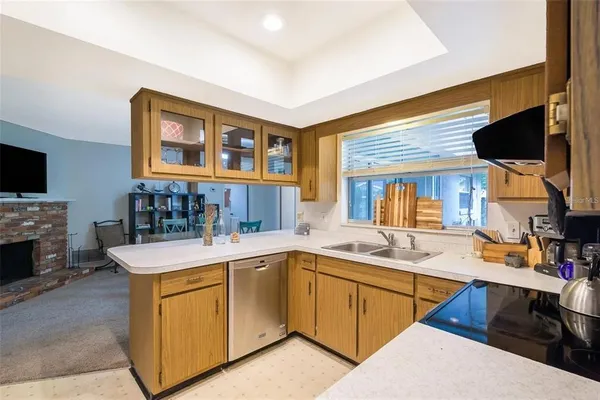 $2,950 | 2907 Little John Road, Winter Park, FL 32792