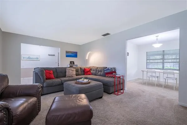 $2,950 | 2907 Little John Road, Winter Park, FL 32792