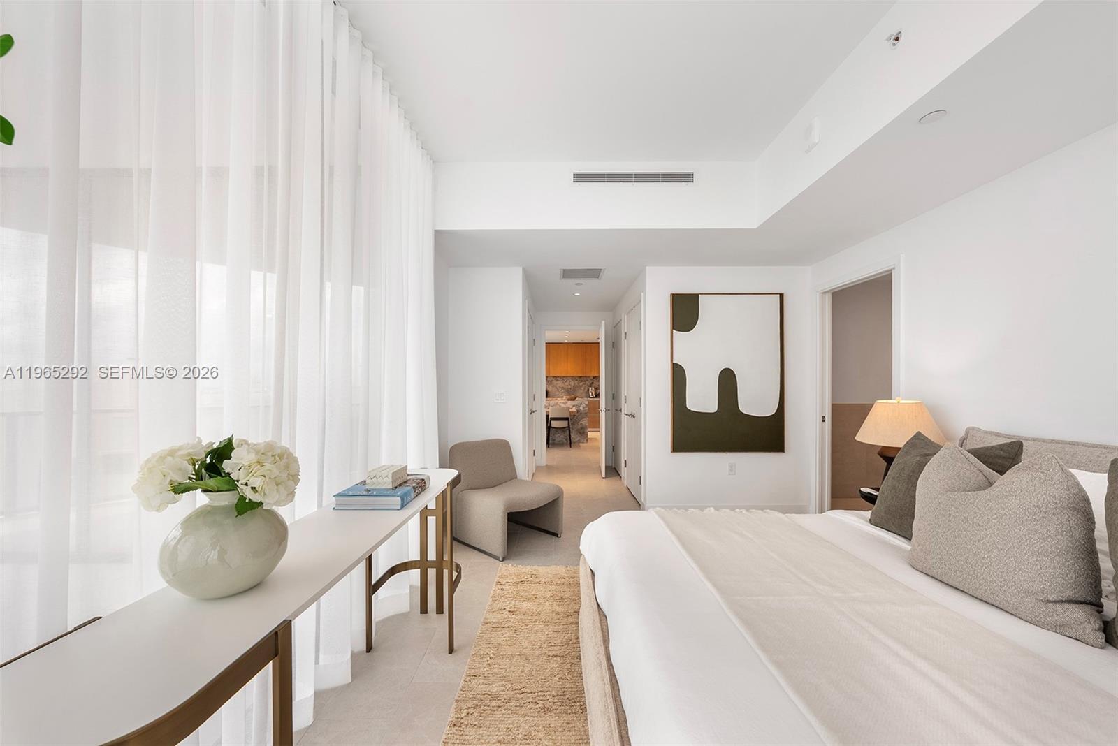 500 Alton Road, Unit 901 Miami Beach, FL 33139 - Photo 12 of 42 Gallery Image 12