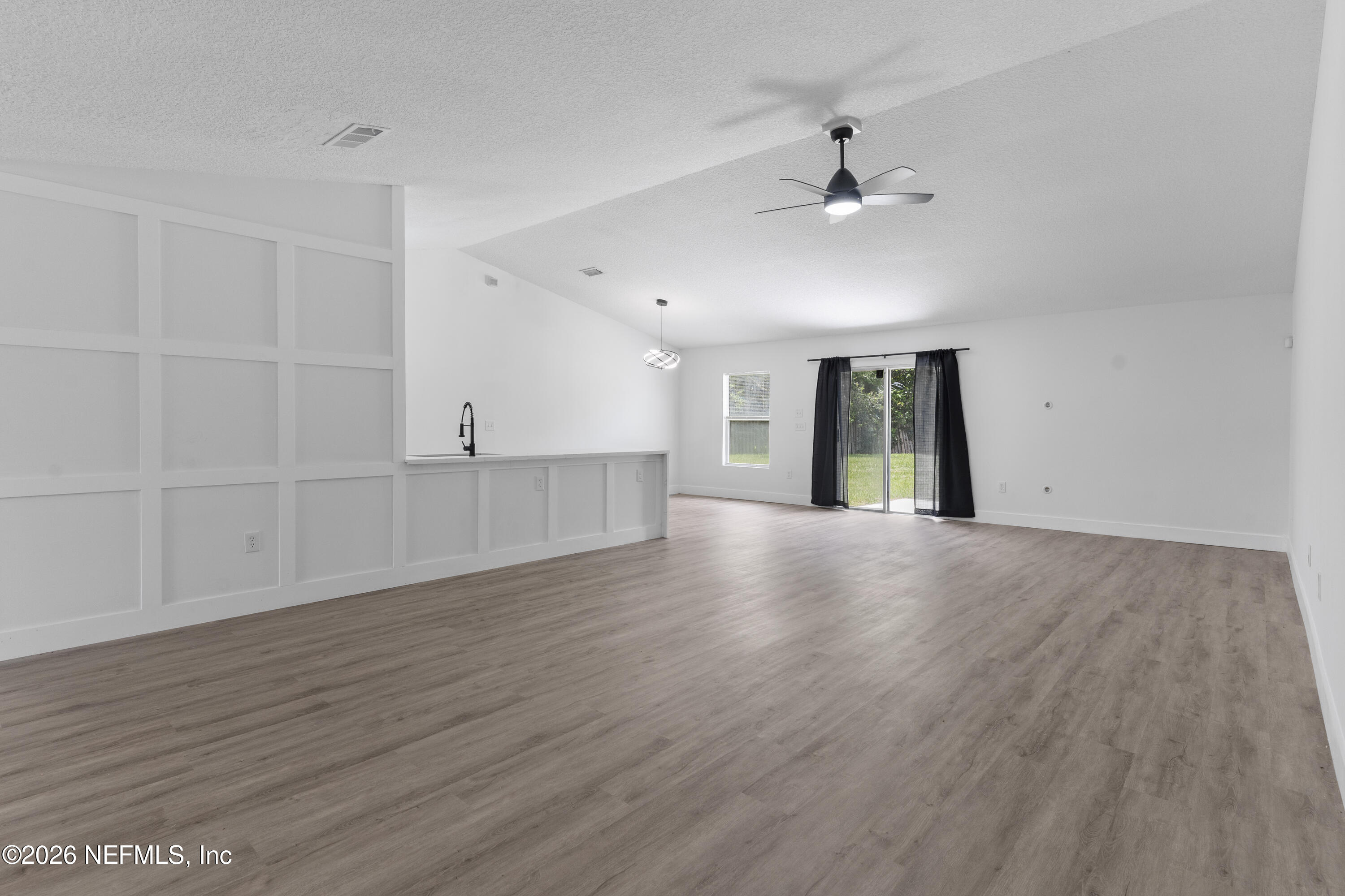 6369 Spring Hollow Court Jacksonville, FL 32218 - Photo 9 of 41 DSC00505