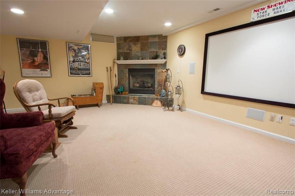 1631 Cardinal Ridge West Bloomfield, MI 48324 - Photo 21 of 32 Gallery Image 21