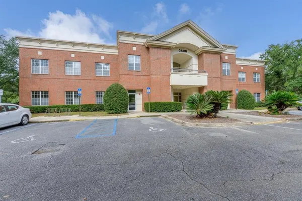 $9,100 | 3606 Maclay Boulevard, Tallahassee, FL 32312