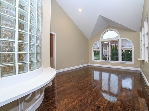 96 Rachel Road Newton, MA 02459 - Photo 15 of 30 Gallery Image 15