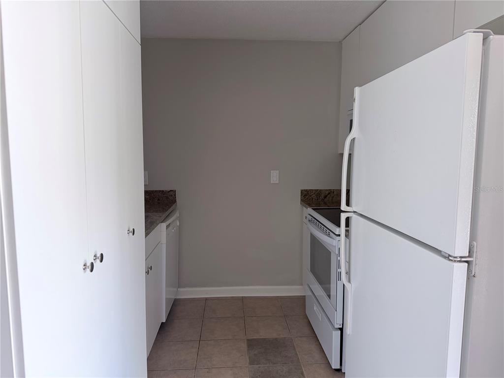 141 Fernery Road, Unit A204 Lakeland, FL 33809 - Photo 8 of 24