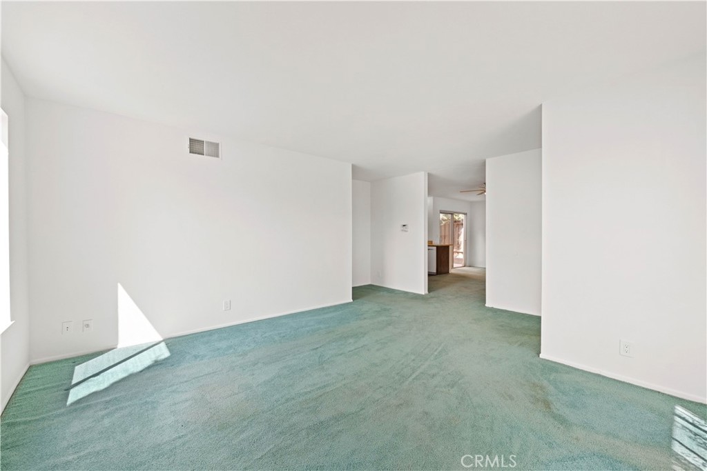 13543 Laurelhurst Road Moorpark, CA 93021 - Photo 12 of 39