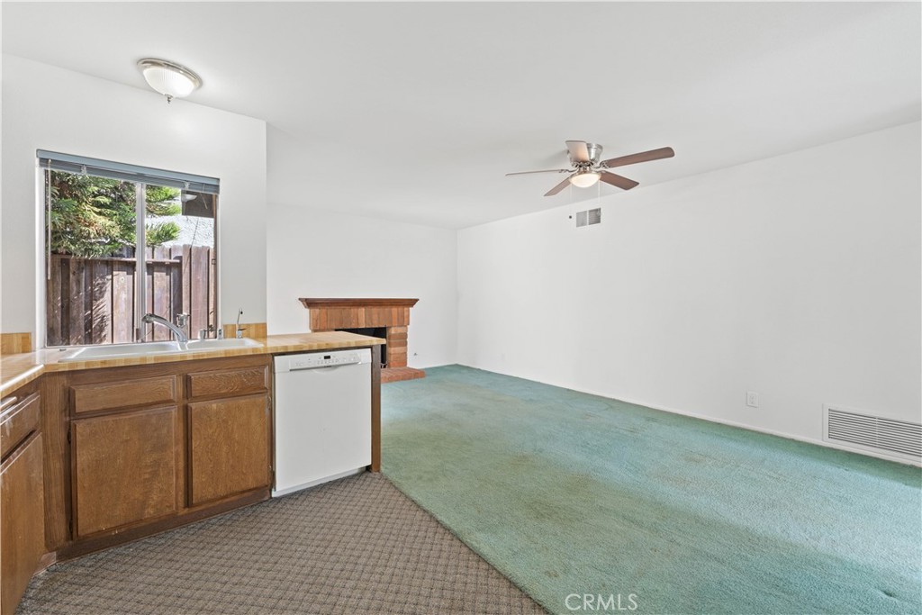 13543 Laurelhurst Road Moorpark, CA 93021 - Photo 16 of 39