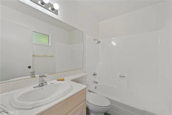 $779,999 | 13543 Laurelhurst Road, Moorpark, CA 93021