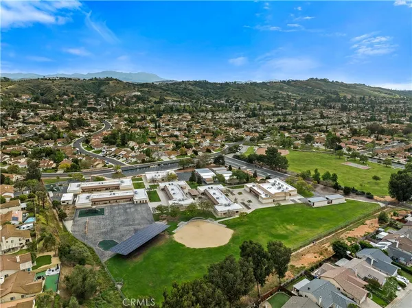 $779,999 | 13543 Laurelhurst Road, Moorpark, CA 93021