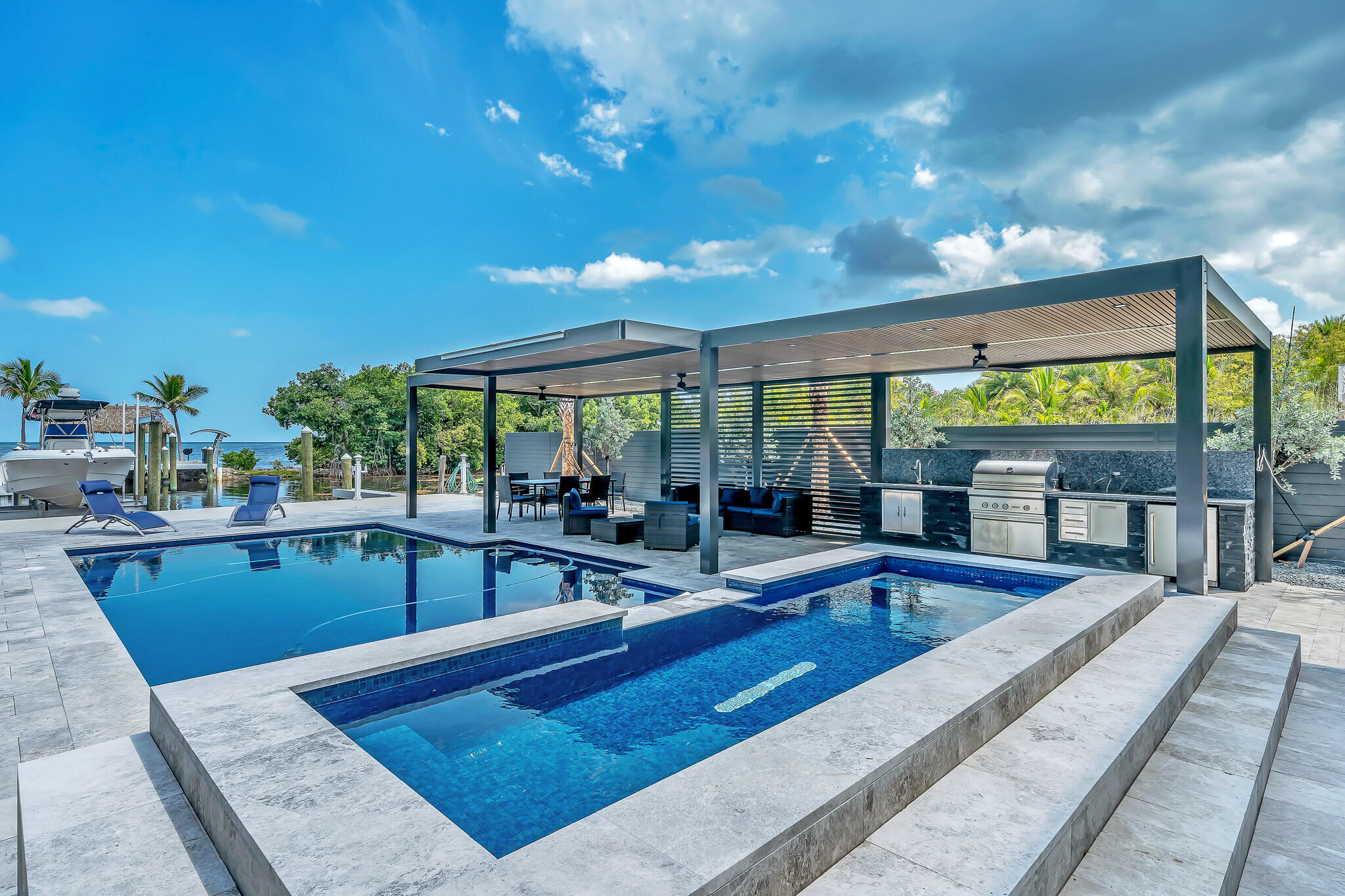 16 Seaside Avenue Key Largo, FL 33037 - Photo 52 of 64 36 Pool Deck (3)