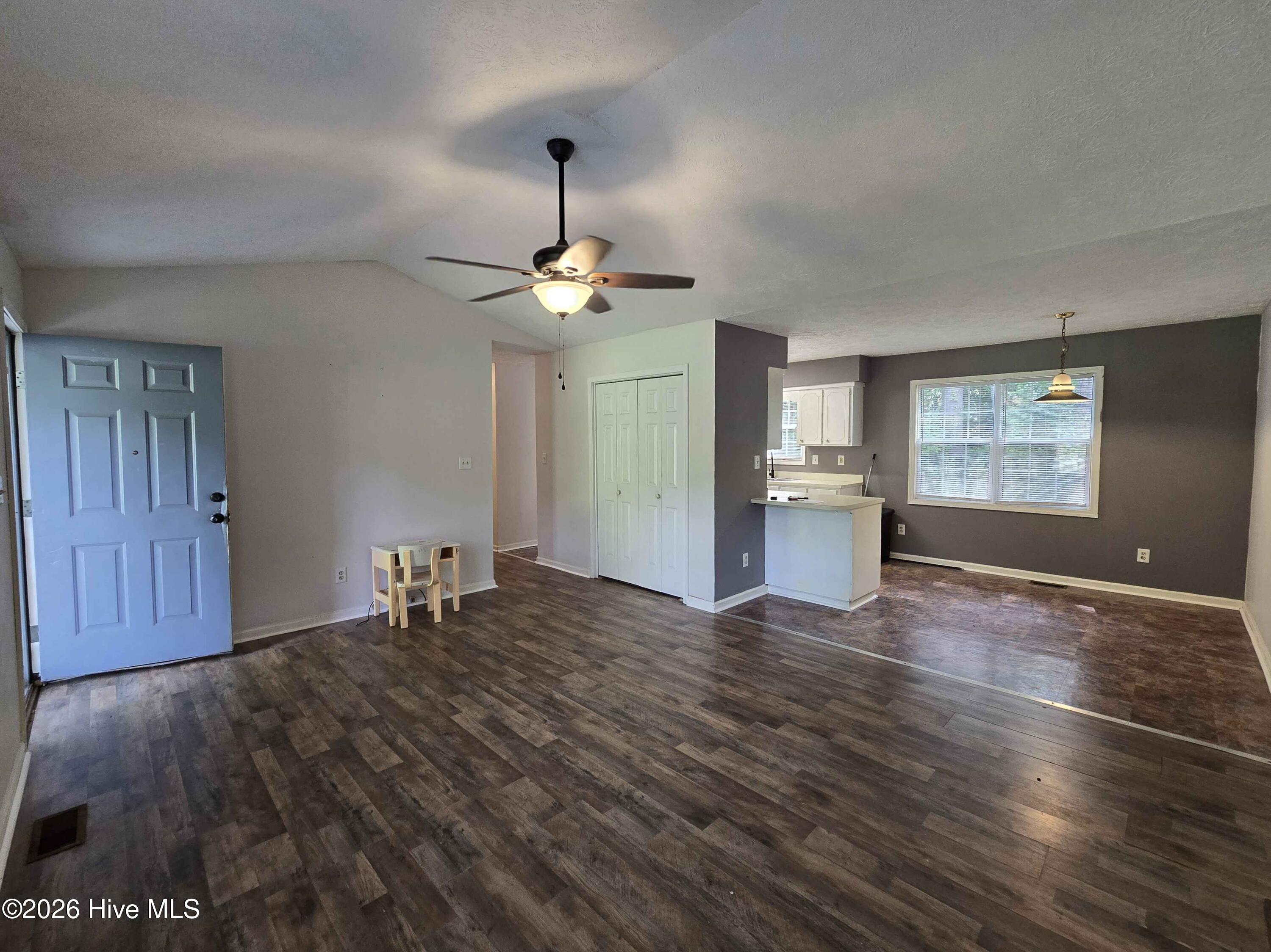 1117 Avalon Drive Rockingham, NC 28379 - Photo 4 of 18 Living 2