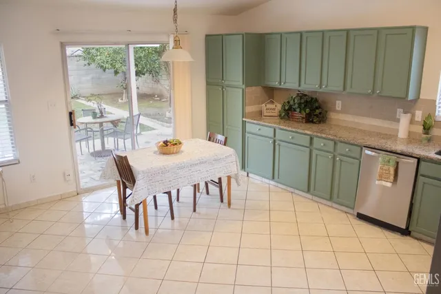 $369,999 | Undisclosed Address, Bakersfield, CA 93313