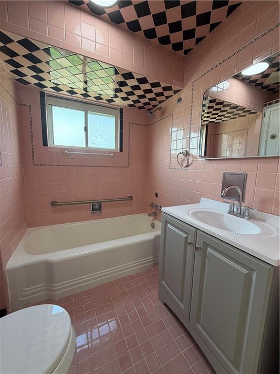 306 Valley Drive Rochester, PA 15074 - Photo 15 of 24 Gallery Image 15