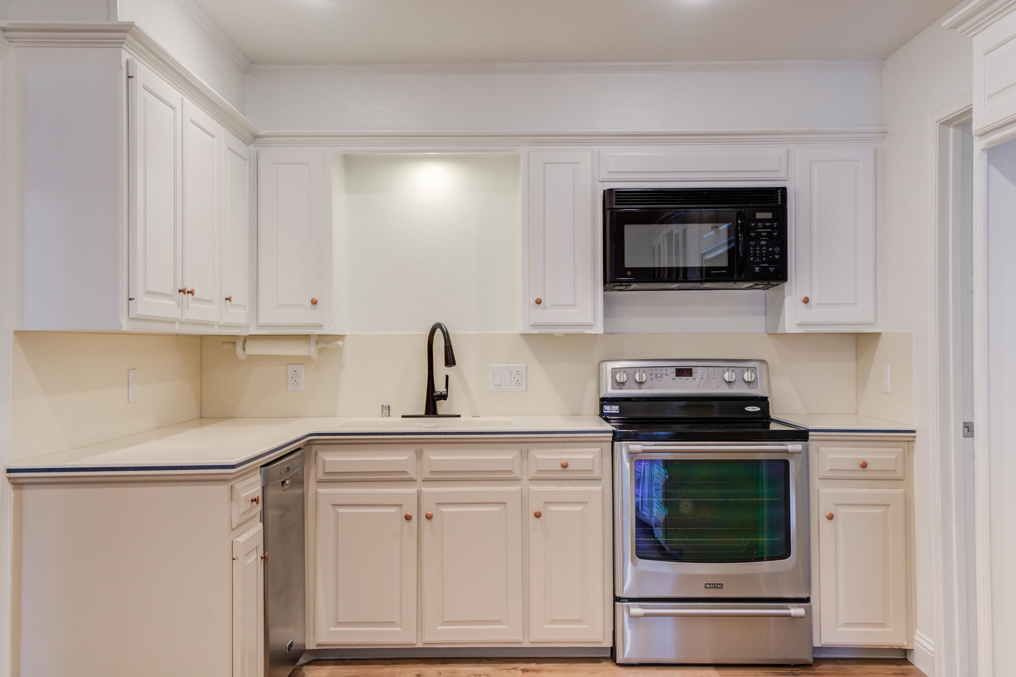 4414 89th Street Lubbock, TX 79424 - Photo 20 of 56 4414-89th-St_Lubbock-TX_20_Kitchen