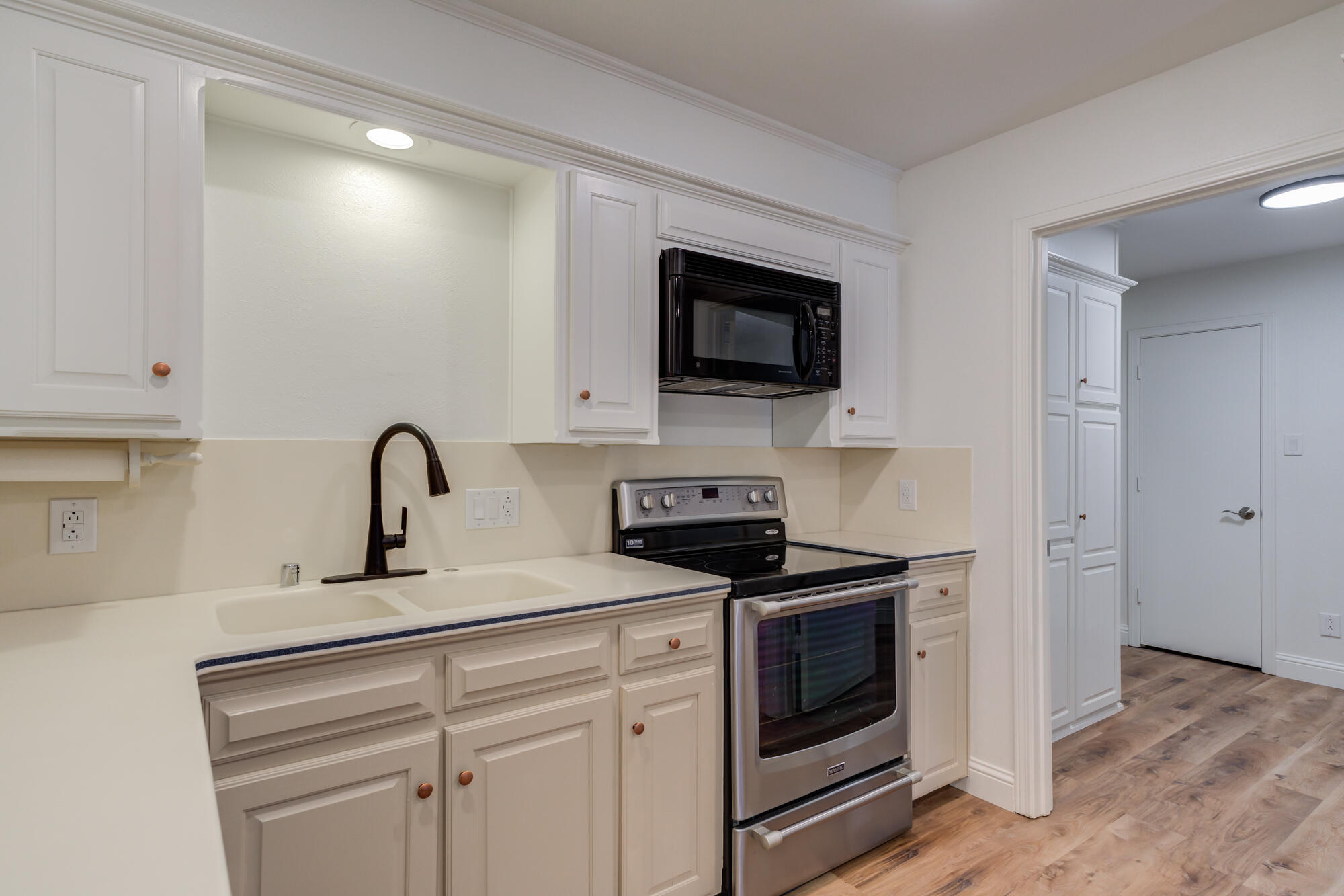 4414 89th Street Lubbock, TX 79424 - Photo 22 of 56 4414-89th-St_Lubbock-TX_22_Kitchen