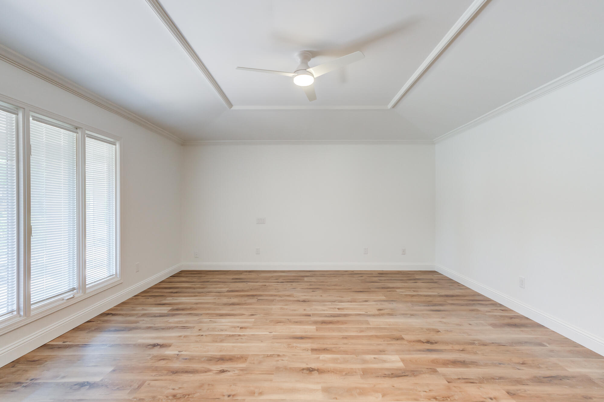 4414 89th Street Lubbock, TX 79424 - Photo 26 of 56 4414-89th-St_Lubbock-TX_34_Primary-Bedro