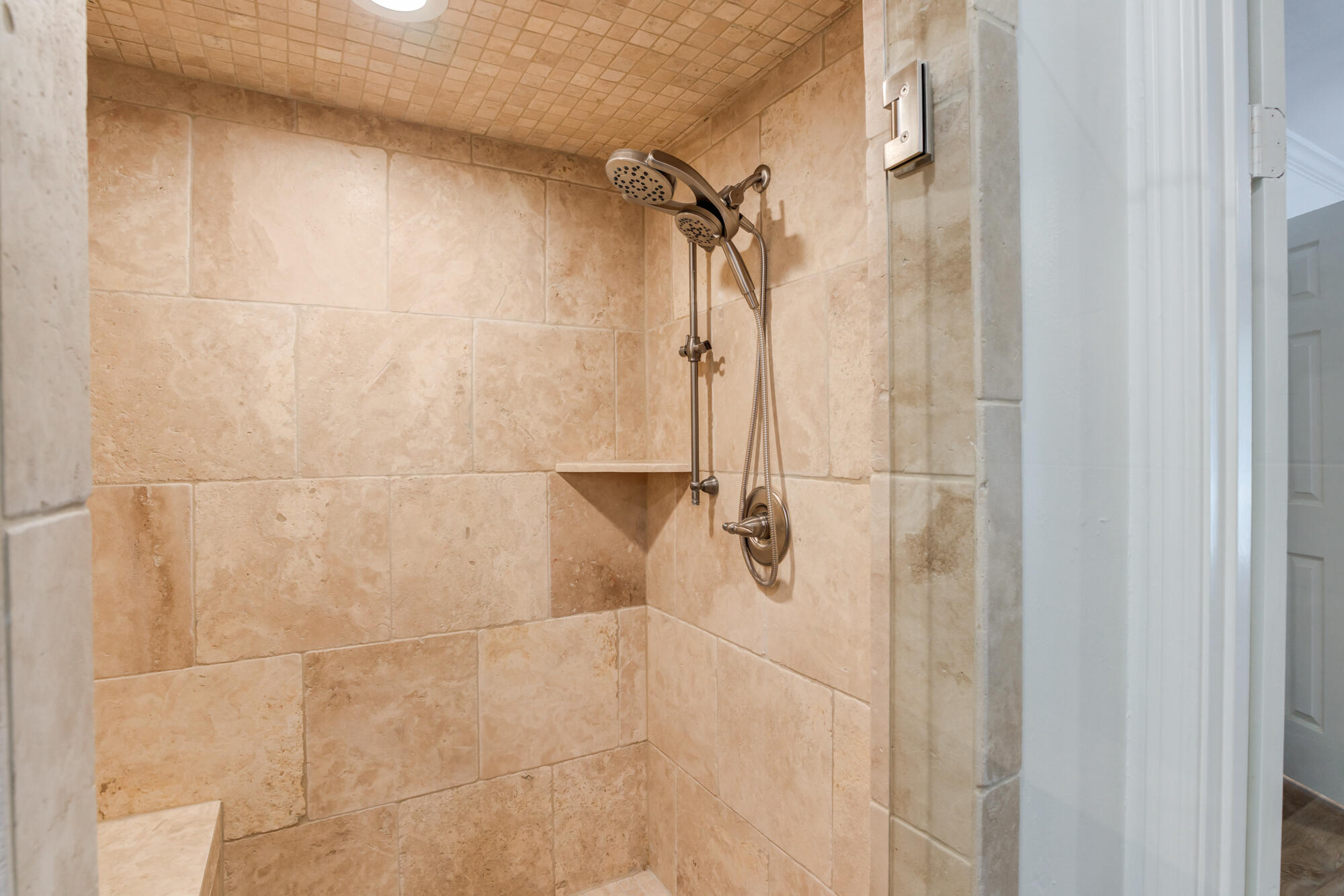 4414 89th Street Lubbock, TX 79424 - Photo 29 of 56 4414-89th-St_Lubbock-TX_37_Primary-Bathr