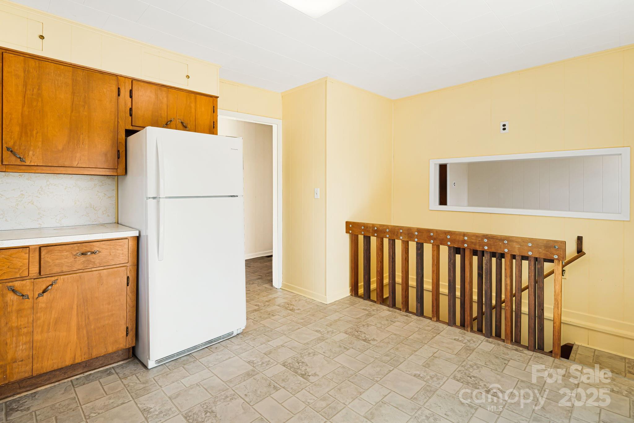 56 Pressley Avenue Brevard, NC 28712 - Photo 11 of 31