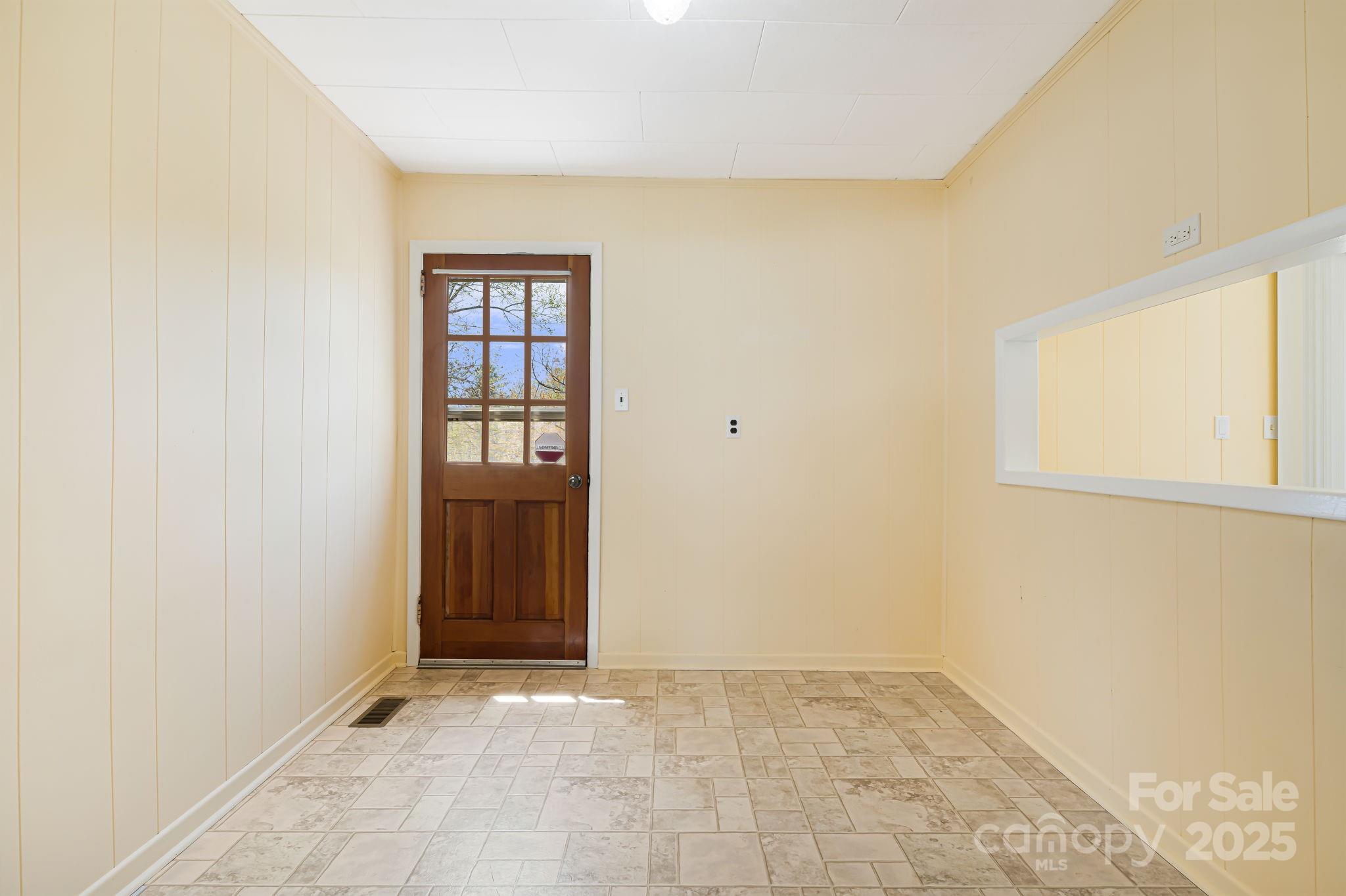 56 Pressley Avenue Brevard, NC 28712 - Photo 7 of 31