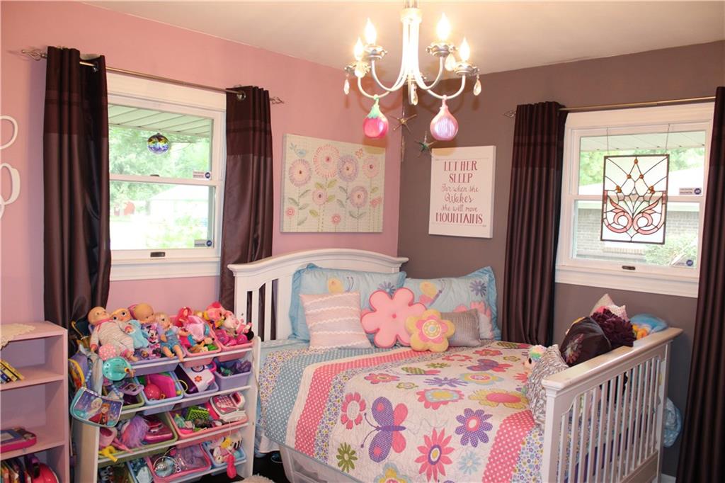 4247 Solun Road Indianapolis, IN 46221 - Photo 11 of 26 Gallery Image 11
