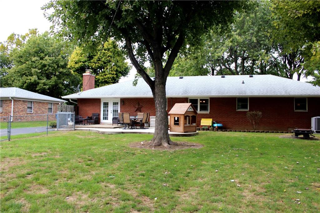 4247 Solun Road Indianapolis, IN 46221 - Photo 21 of 26 Gallery Image 21