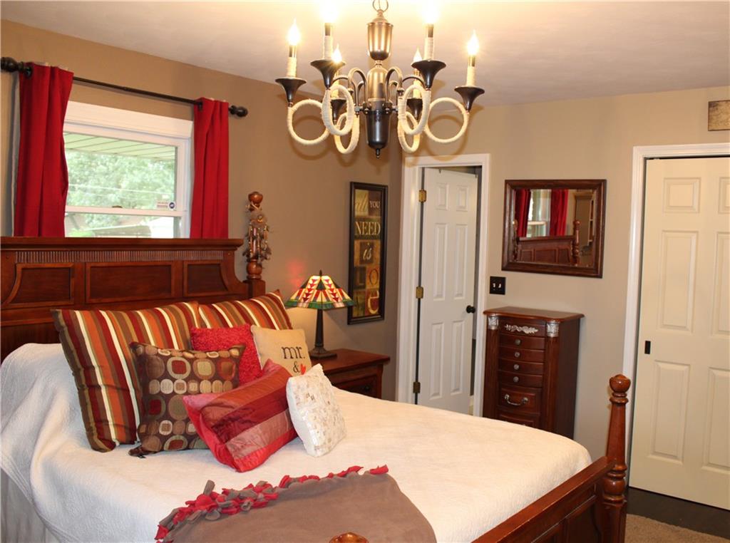 4247 Solun Road Indianapolis, IN 46221 - Photo 7 of 26 Gallery Image 7