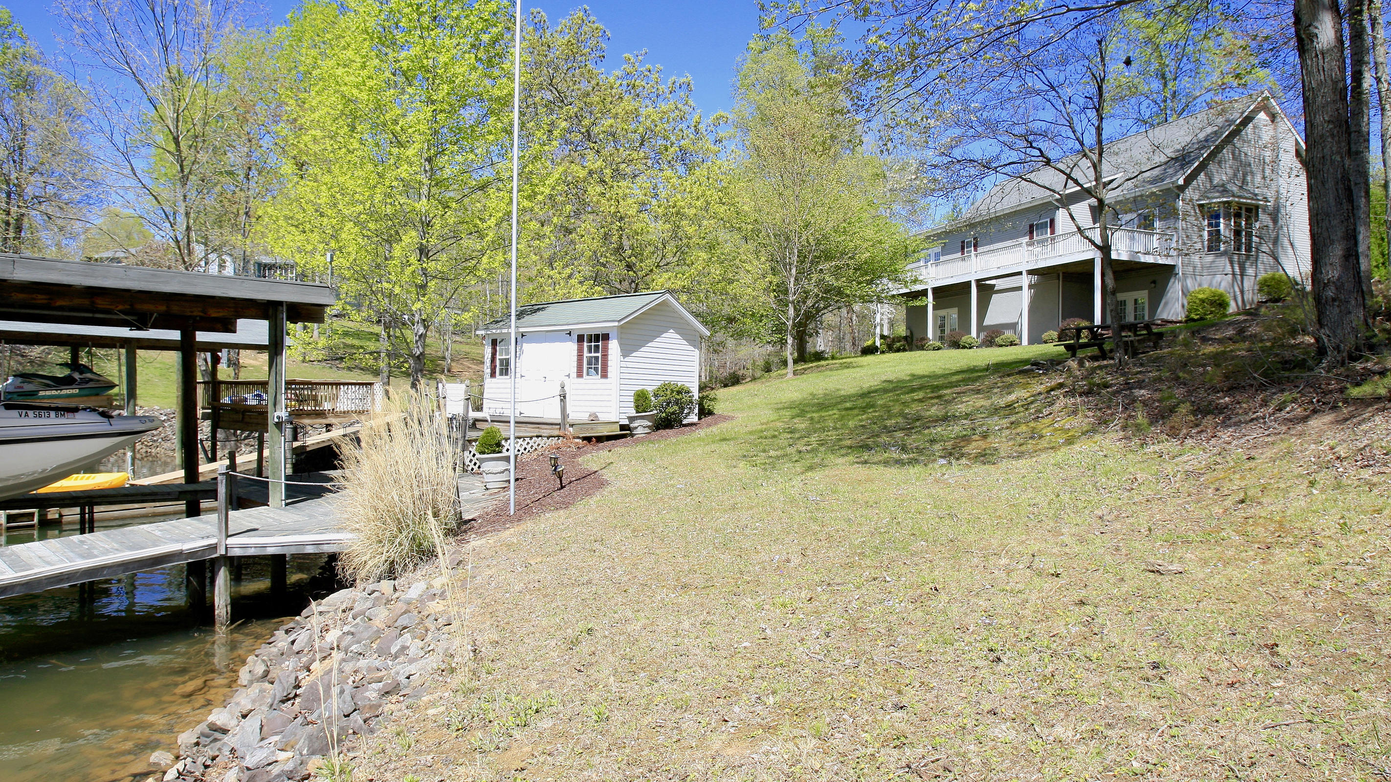 260 Fingerlake Road Penhook, VA 24137 - Photo 104 of 139 _V4B5307