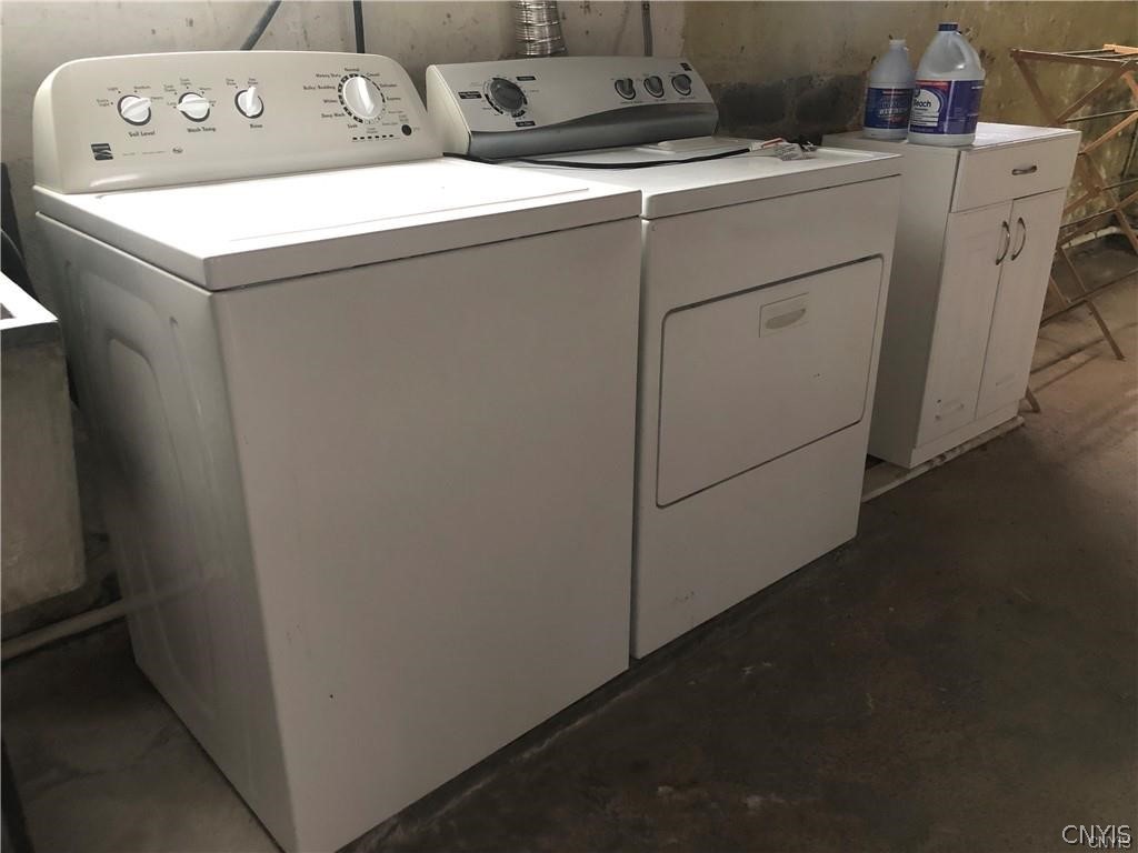 947 Wadsworth Street Syracuse, NY 13208 - Photo 5 of 20