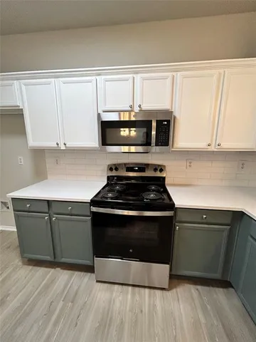 $2,100 | 928 Carlin Lane, Burleson, TX 76028