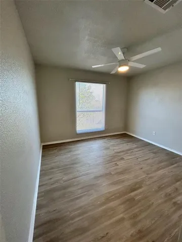 $2,100 | 928 Carlin Lane, Burleson, TX 76028