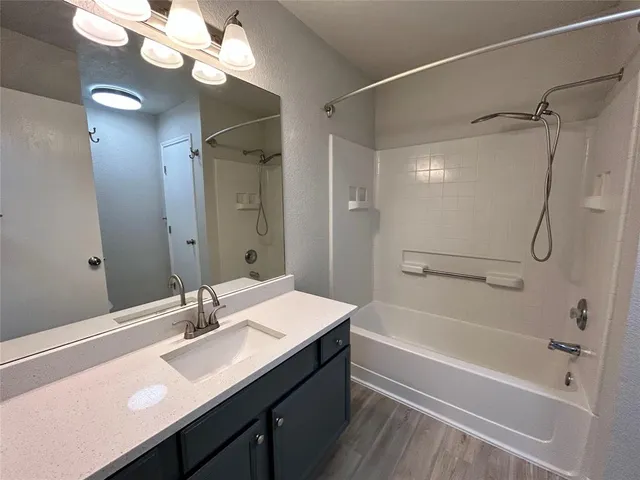 $2,100 | 928 Carlin Lane, Burleson, TX 76028