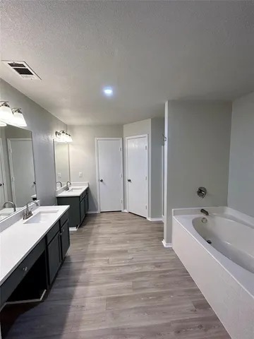 $2,100 | 928 Carlin Lane, Burleson, TX 76028