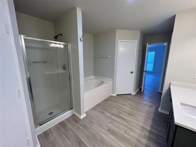 $2,100 | 928 Carlin Lane, Burleson, TX 76028