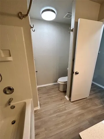 $2,100 | 928 Carlin Lane, Burleson, TX 76028