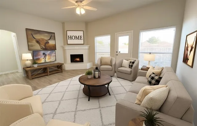 $2,100 | 928 Carlin Lane, Burleson, TX 76028