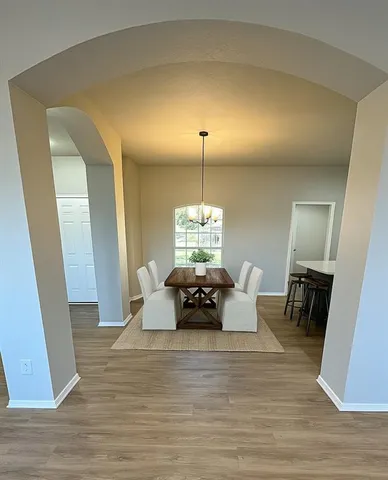 $2,100 | 928 Carlin Lane, Burleson, TX 76028