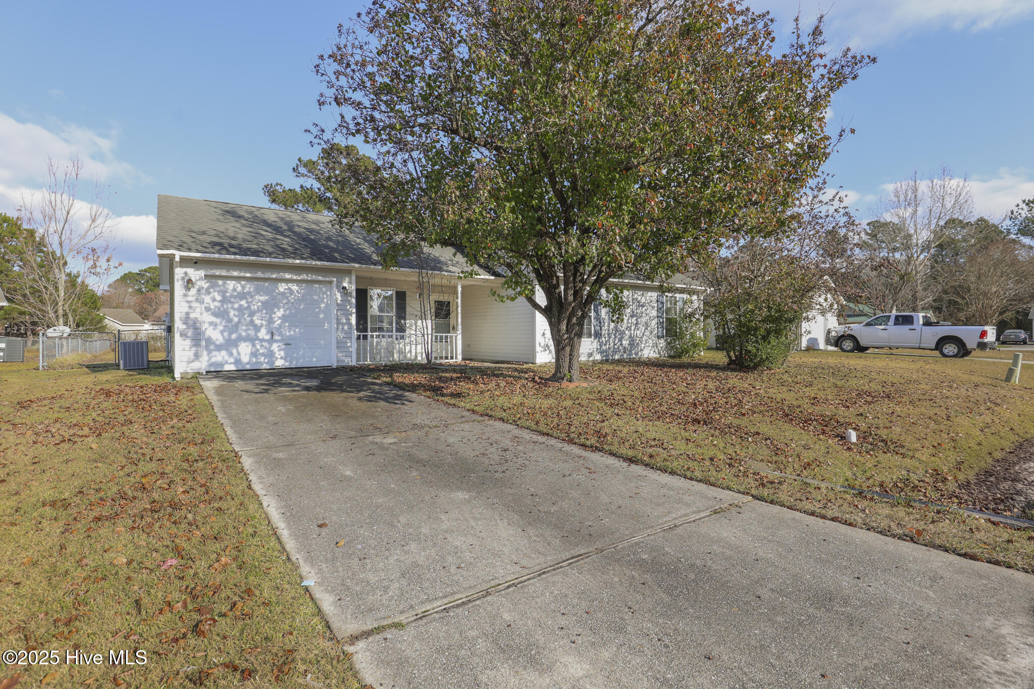 302 Paddock Place-40