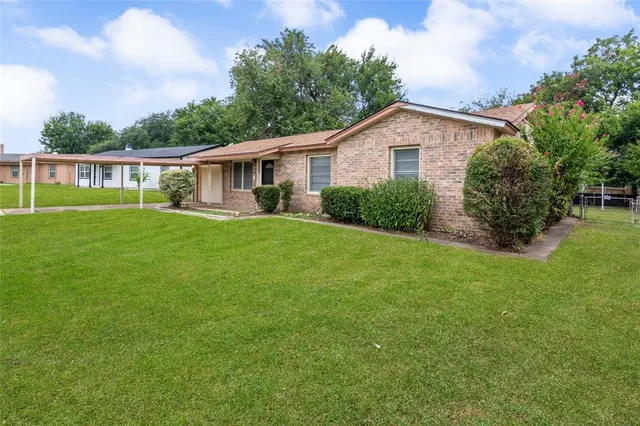 $1,800 | 5229 North Ira Street, Haltom City, TX 76117