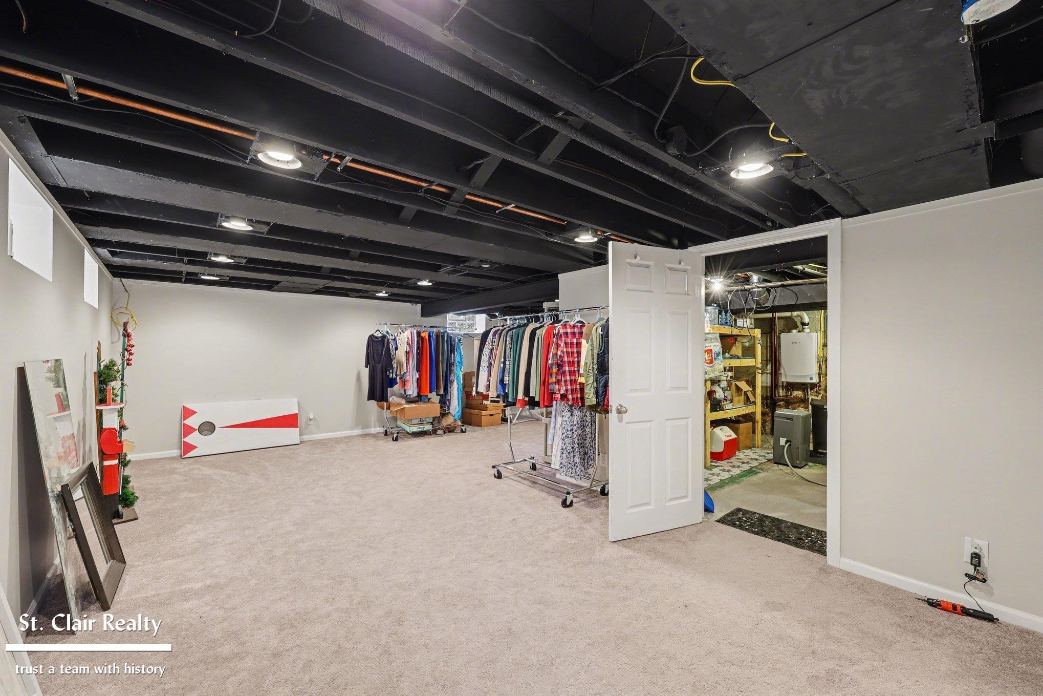 915 North Riverside Avenue St. Clair, MI 48079 - Photo 29 of 38