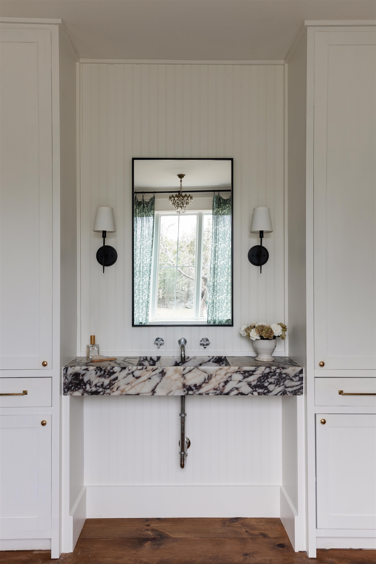 167 Sable Pass Lampasas, TX 76550 - Photo 15 of 30 a bathroom with a granite countertop sink and a mirror