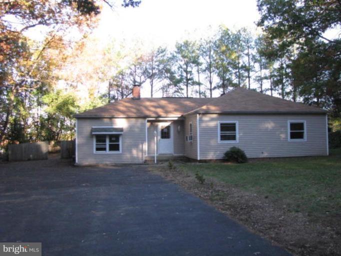 18305 Sharon Road Triangle, VA 22172 - Photo 1 of 9 Exterior Main