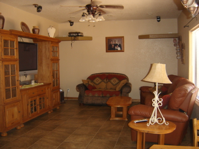 4380 North Colt Road Apache Junction, AZ 85119 - Photo 3 of 10 Family Room