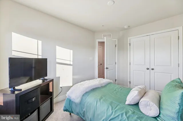 $425,000 | 6878 Barrowfield Place, Bryans Road, MD 20616