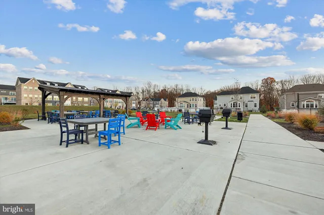 $425,000 | 6878 Barrowfield Place, Bryans Road, MD 20616