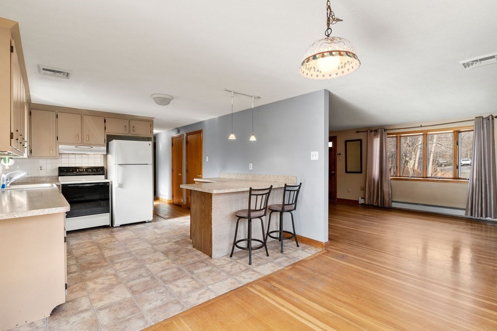 550 Chadwick Road Haverhill, MA 01835 - Photo 3 of 27 Gallery Image 3